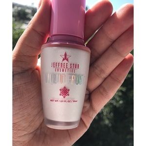 Jeffree Star Liquid Frost in Frostbite ❄️